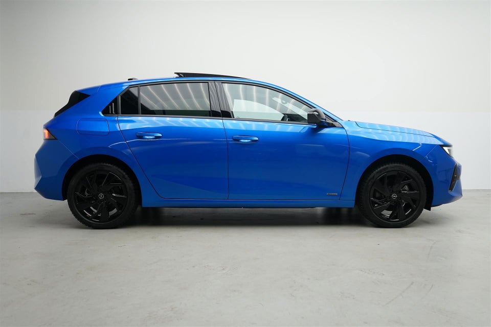 Opel Astra-e 54 Blue Limited 5d