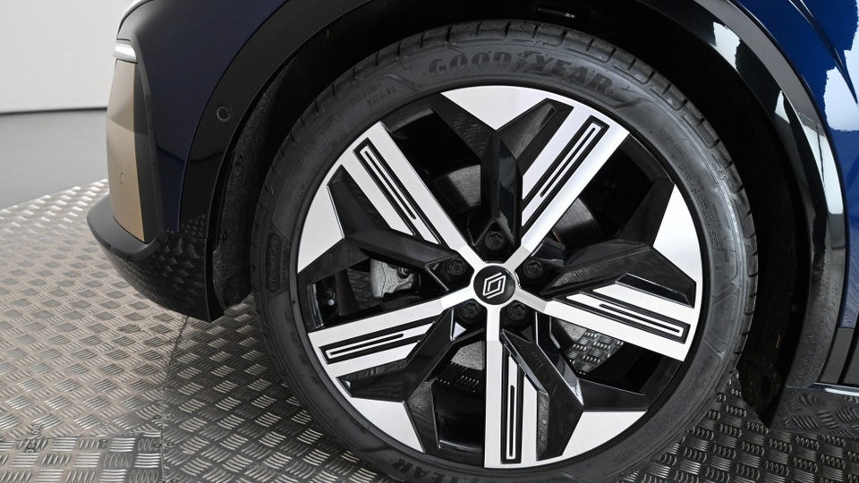 Renault Megane E-Tech 60 Iconic 5d