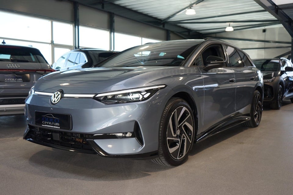 VW ID.7 77 Style Tourer 5d