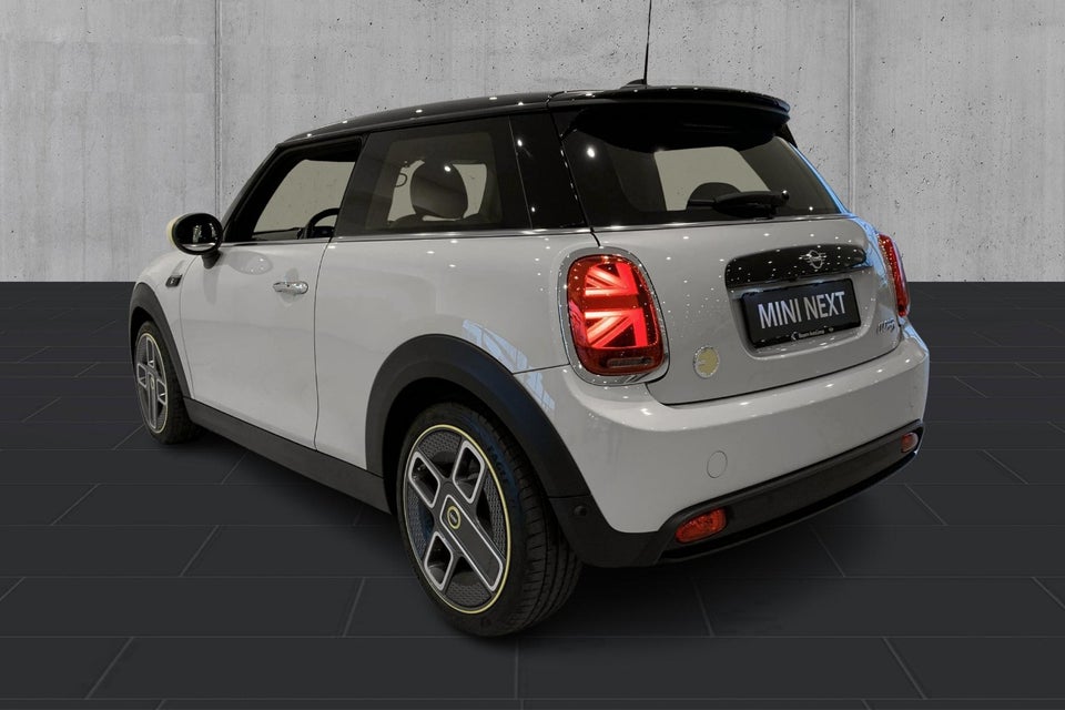 MINI Cooper SE Classic Trim 3d