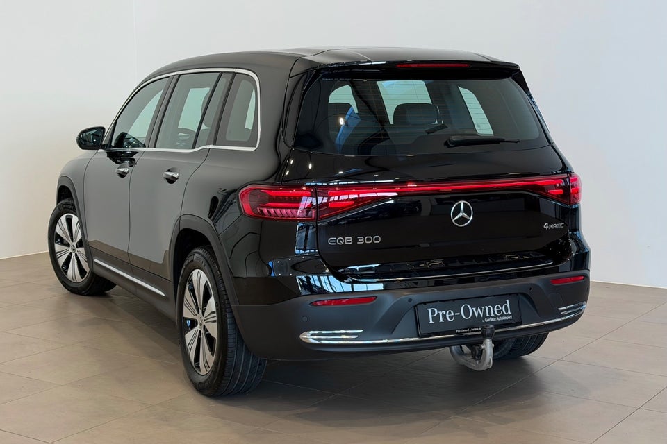 Mercedes EQB300 Progressive 4Matic 5d