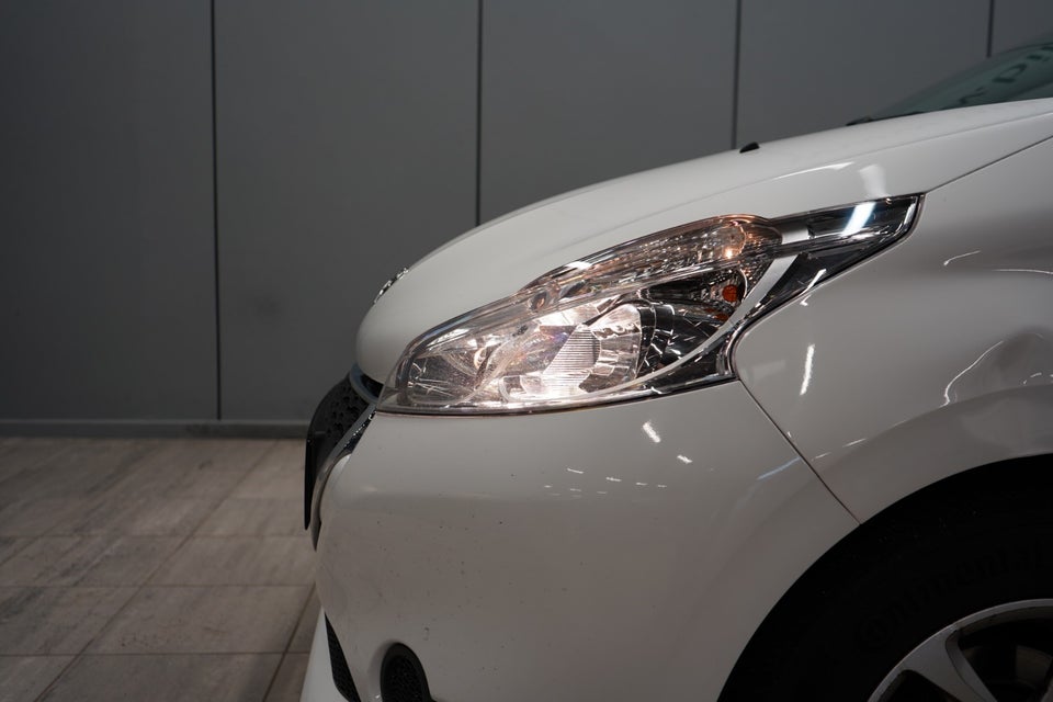 Peugeot 208 1,6 BlueHDi 100 Allure 5d