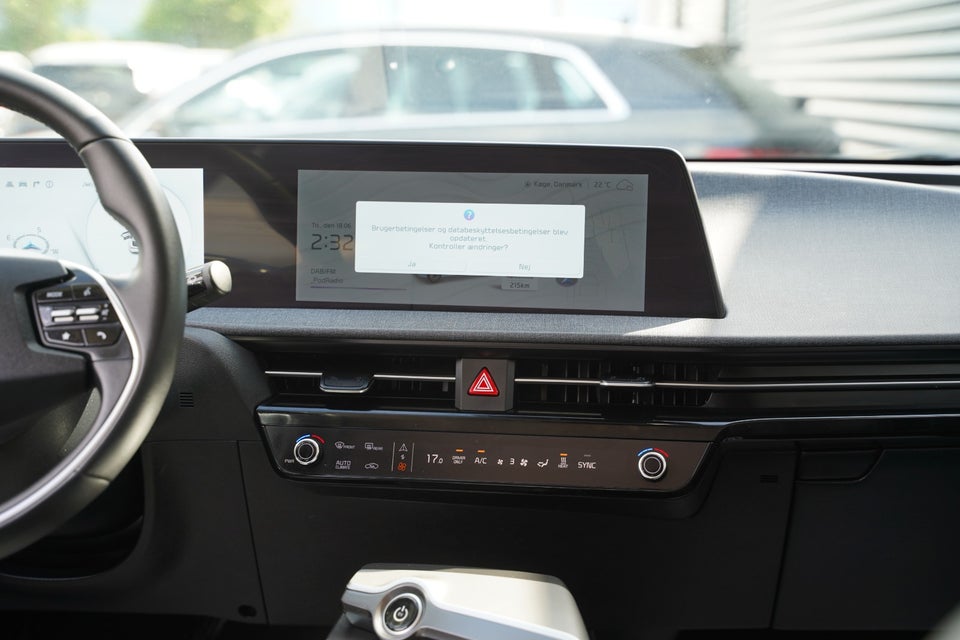 Kia EV6 77 Long Range Access 5d