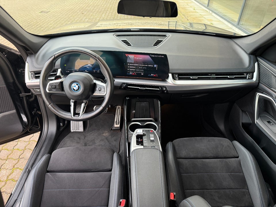 BMW iX1 xDrive30 M-Sport Premium 5d