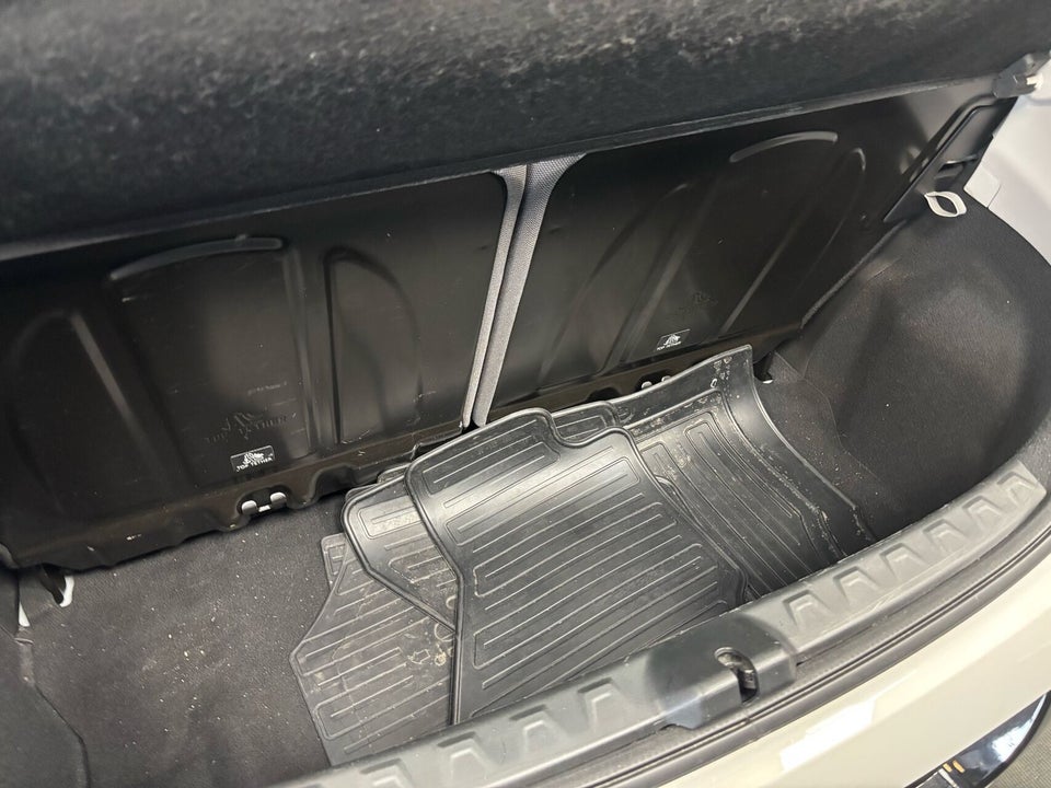 Toyota Aygo 1,0 VVT-i x-press x-shift 5d