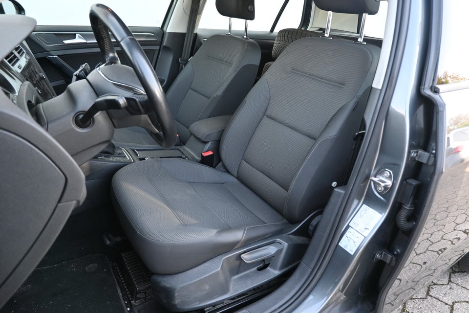 VW Golf VII 1,5 TSi 130 Comfortline Connect DSG 5d