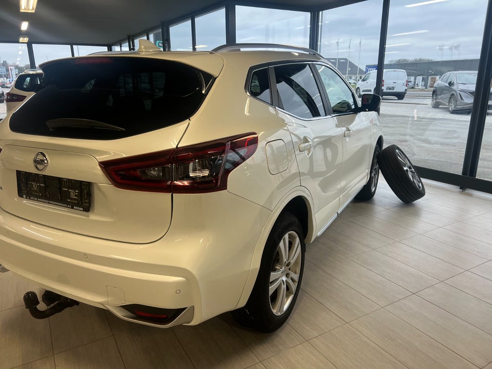 Nissan Qashqai 1,3 Dig-T 160 Tekna+ Dynamic DCT 5d