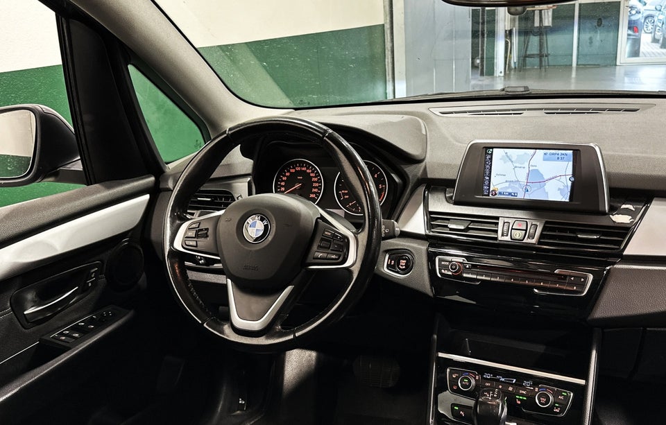 BMW 218d 2,0 Active Tourer Sport Line aut. 5d