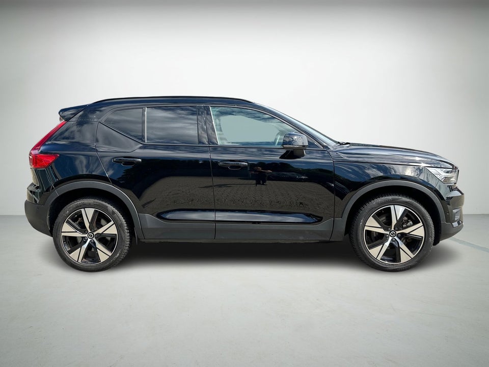 Volvo XC40 P6 ReCharge Pro 5d