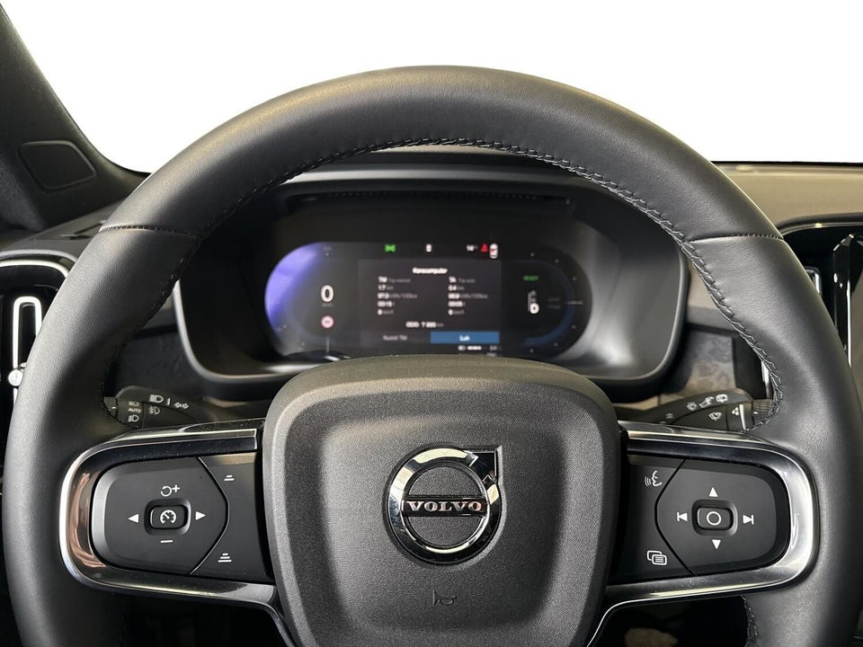 Volvo XC40 ReCharge Twin Plus 5d