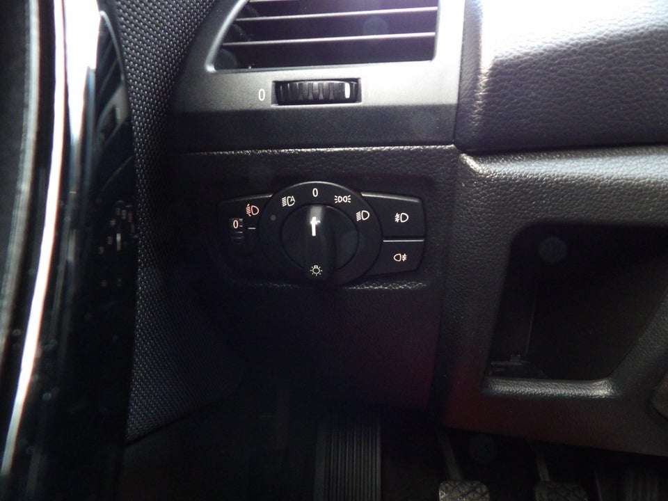 BMW 118i 2,0 Advantage 5d