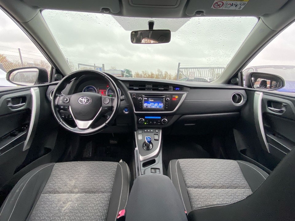 Toyota Auris 1,8 Hybrid H2 Premium CVT 5d