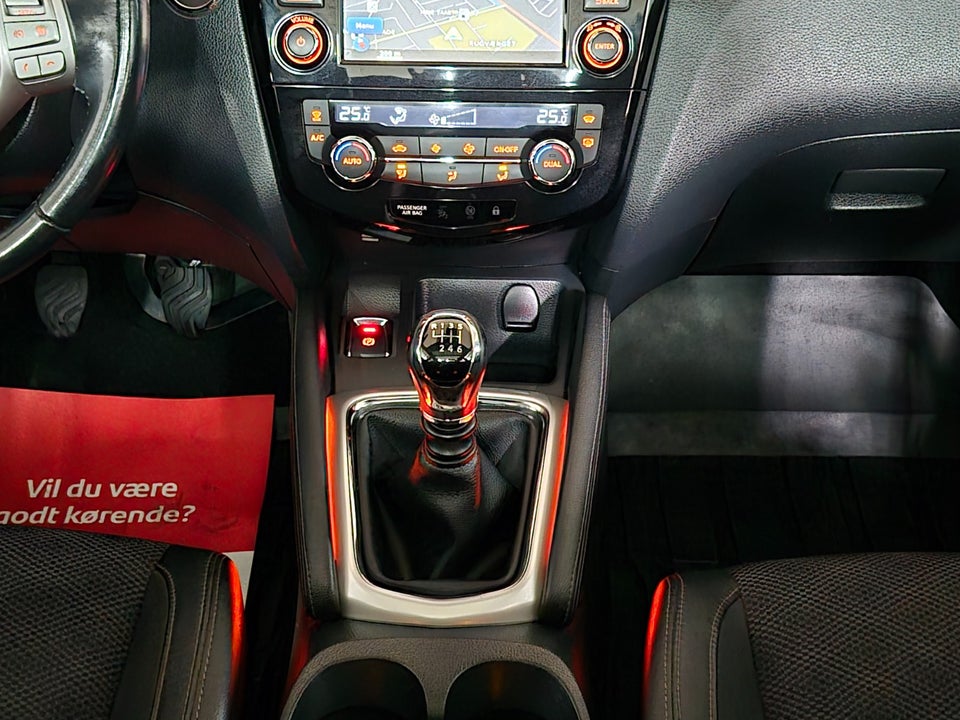 Nissan Qashqai 1,2 Dig-T 115 Tekna 5d