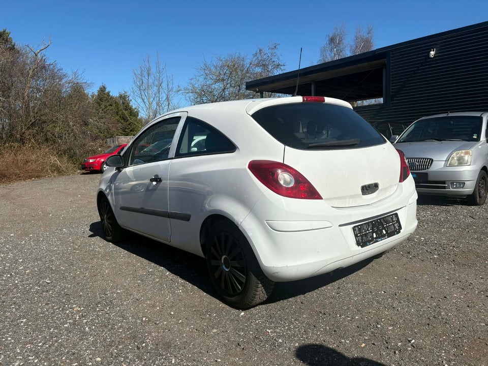 Opel Corsa 1,0 12V Enjoy 3d