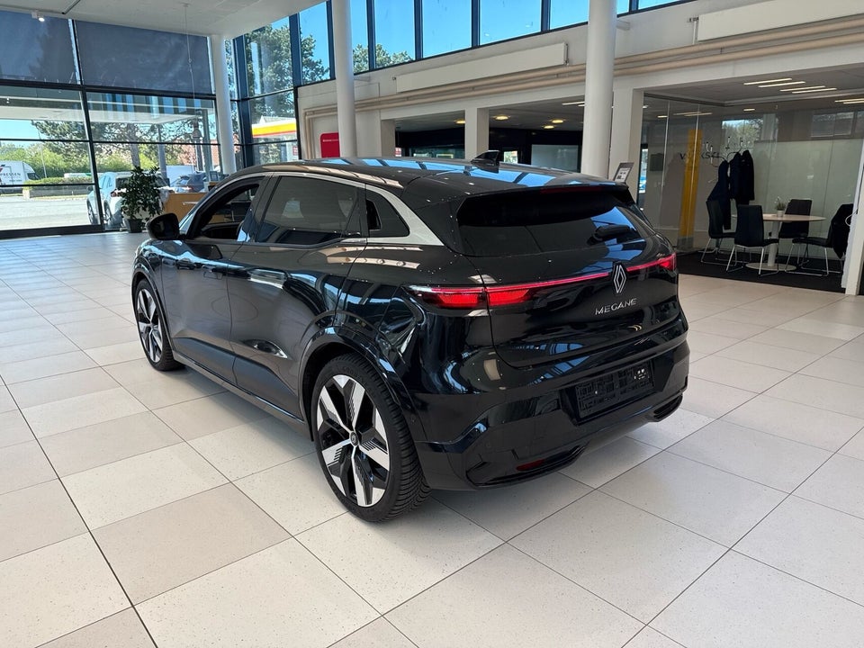Renault Megane E-Tech 60 Techno 5d