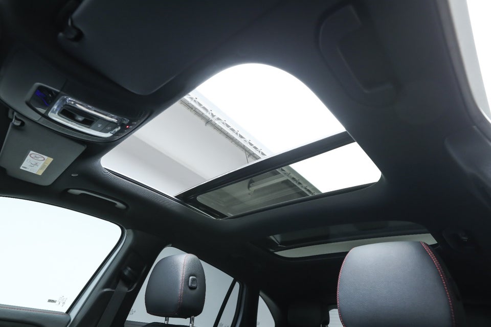 Mercedes EQA350 AMG Line Premium 4Matic 5d