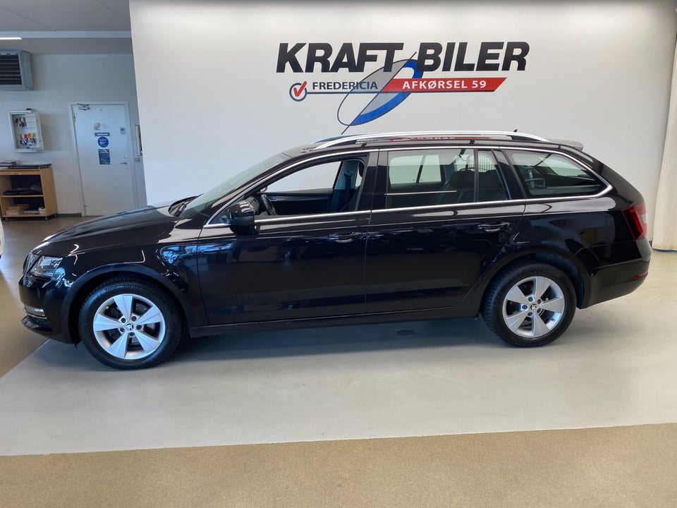 Skoda Octavia 2,0 TDi 150 Business Line+ Celebration Combi DSG 5d