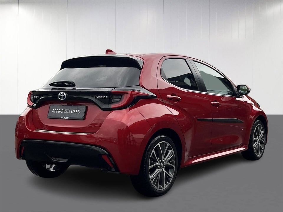 Toyota Yaris 1,5 Hybrid Elegant e-CVT 5d