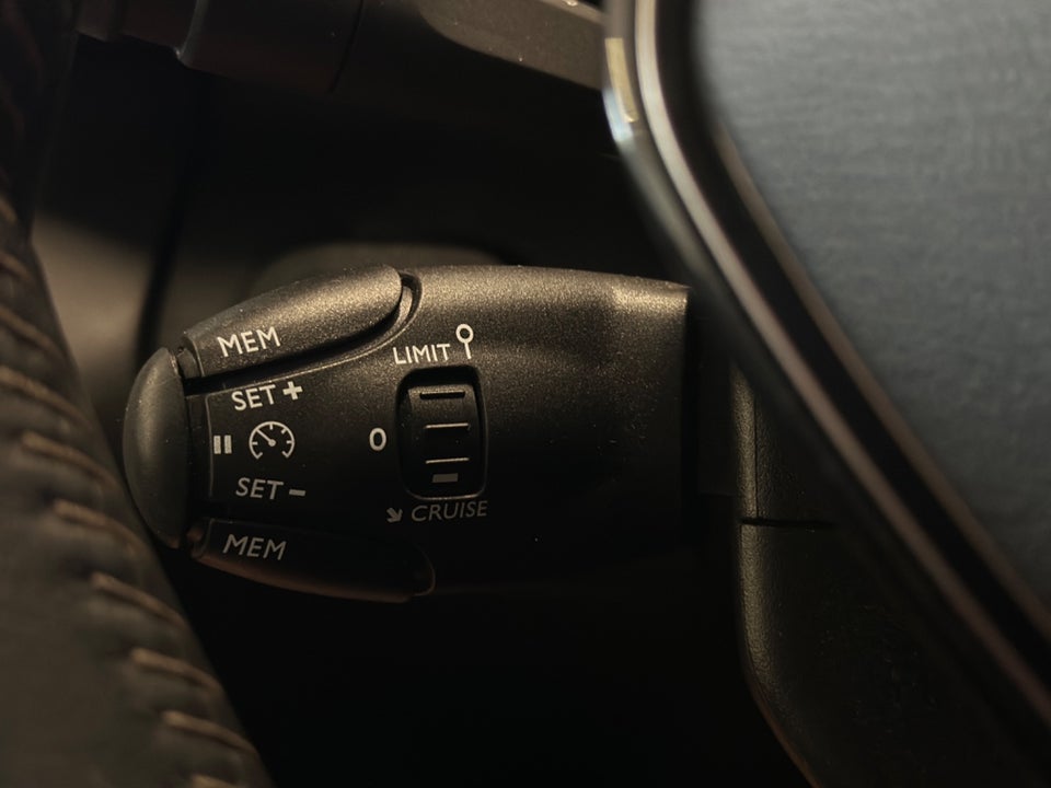 Peugeot e-Rifter 50 Allure Pack Family L2 5d