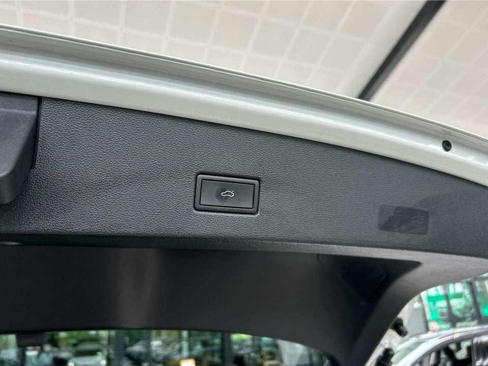 VW T-Roc 1,5 TSi 150 R-line DSG 5d