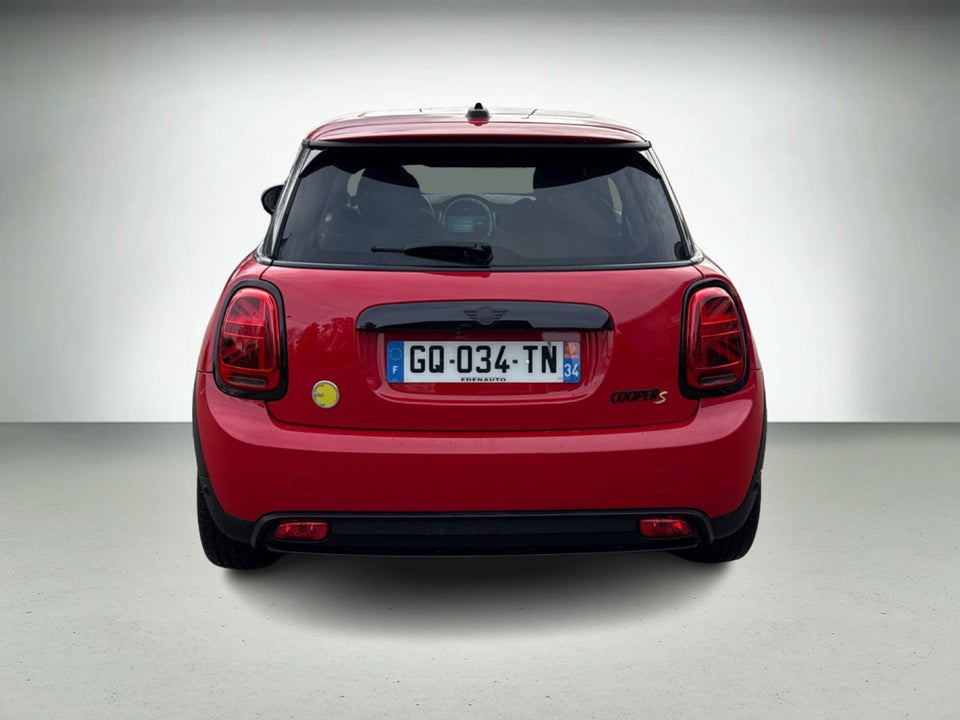MINI Cooper SE Classic Trim 3d