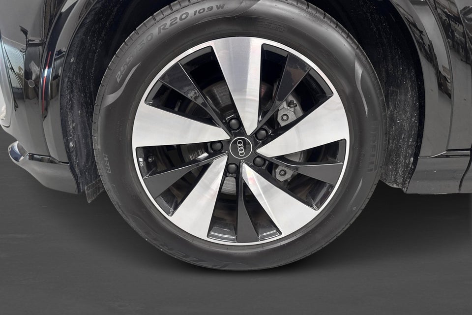 Audi Q6 e-tron Progress plus quattro 5d