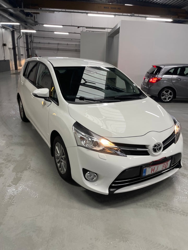 Toyota Sportsvan 1,6 D-4D T2 5d