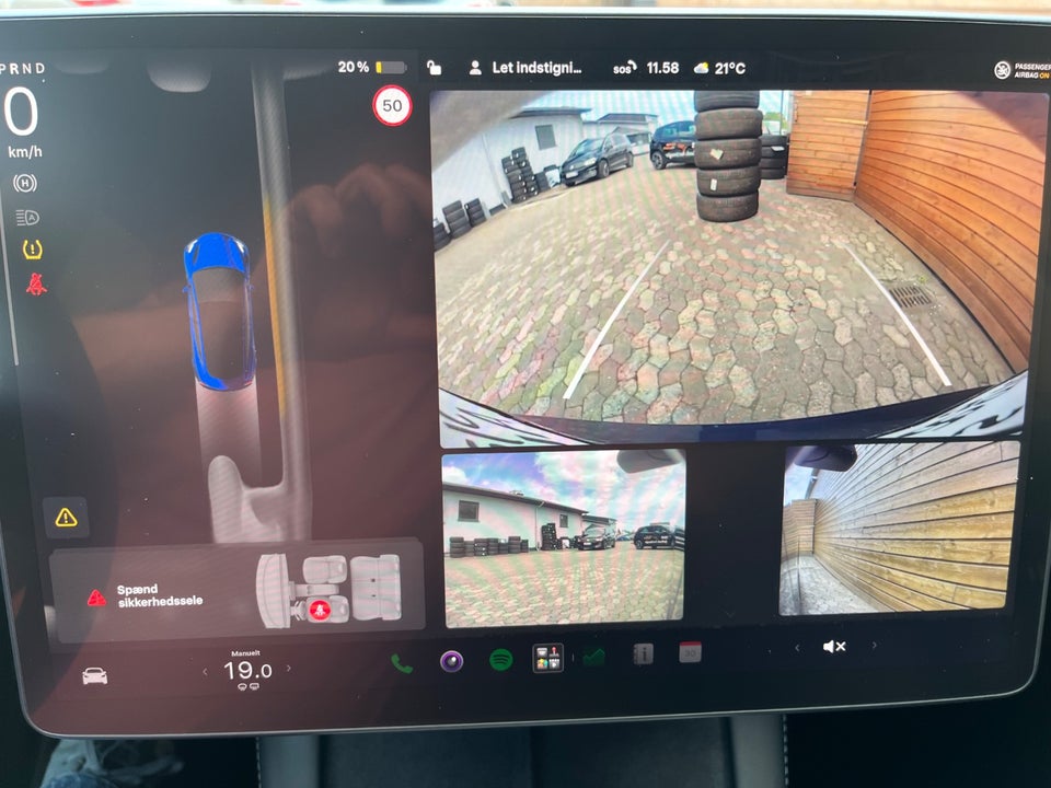 Tesla Model 3 Long Range AWD 4d