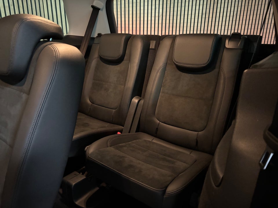 VW Sharan 2,0 TDi 184 Highlline DSG 7prs 5d