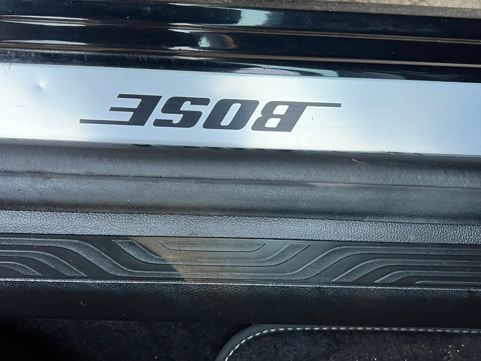 Renault Megane IV 1,3 TCe 140 Bose Edition Sport Tourer EDC 5d