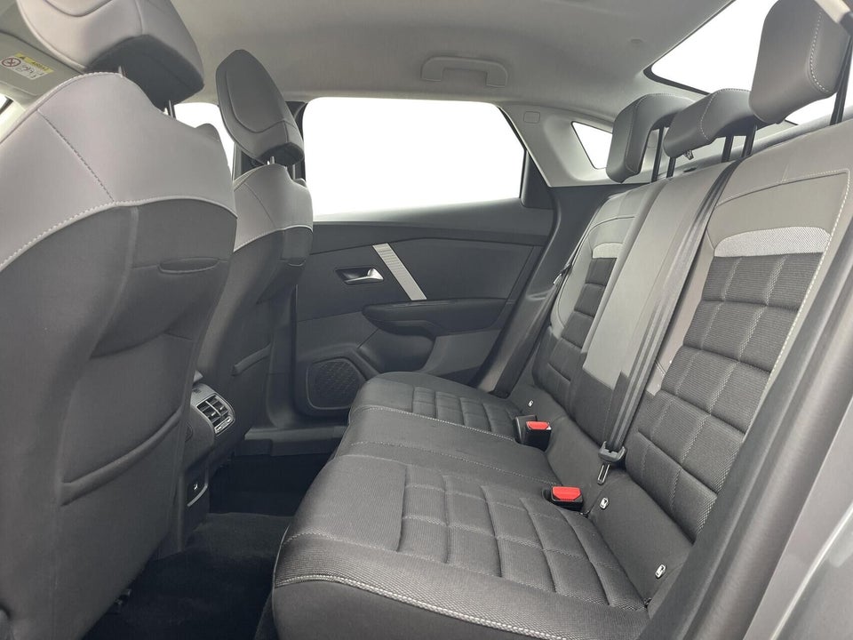 Citroën ë-C4 X 54 Plus 4d