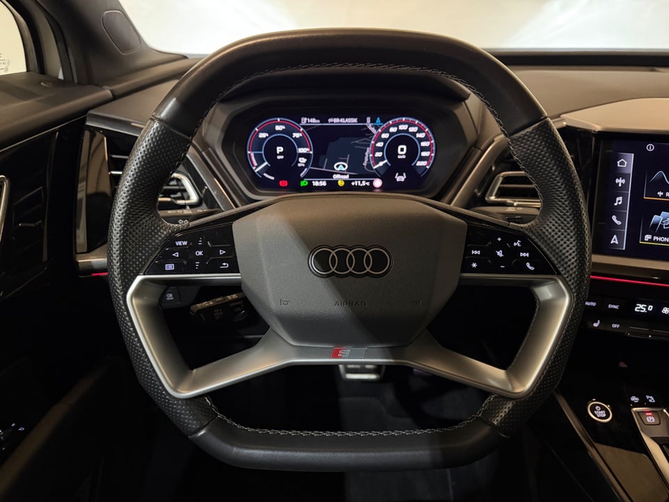 Audi Q4 e-tron 40 S-line Sportback 5d