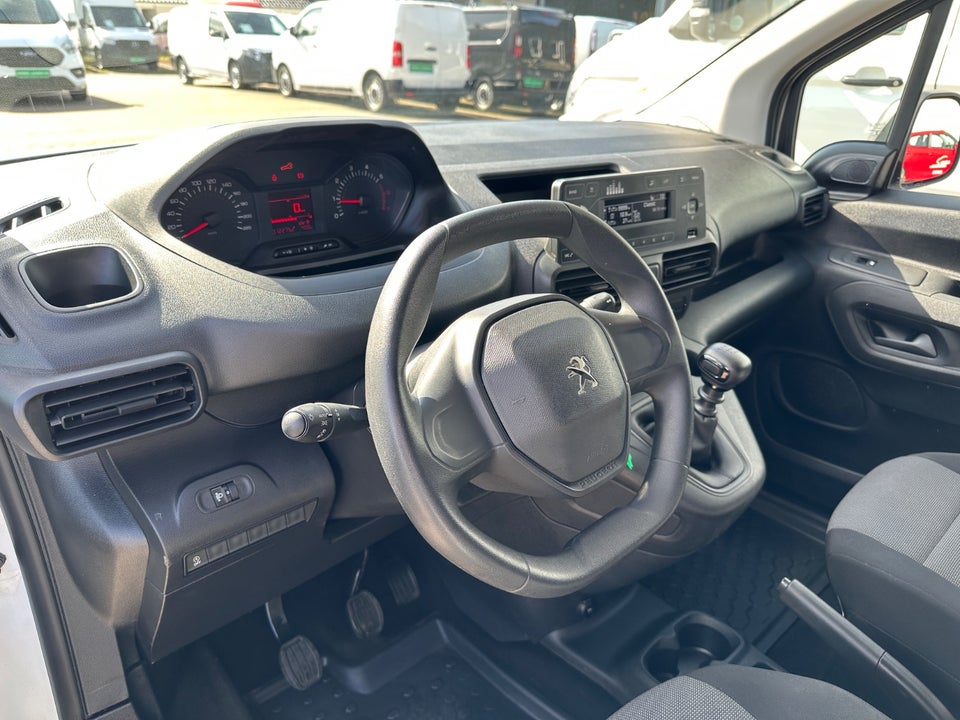 Peugeot Partner 1,2 PureTech 110 L1V1 Plus Van