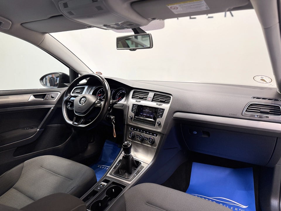 VW Golf VII 1,4 TSi 122 Comfortline BMT 5d