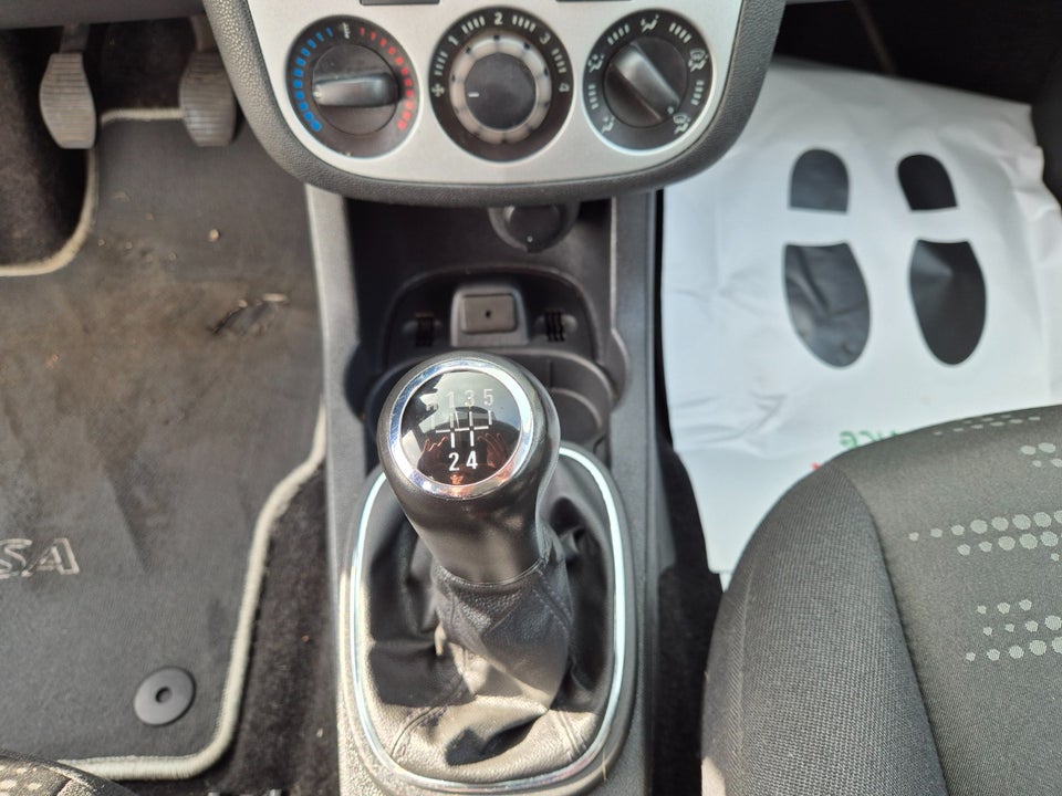 Opel Corsa 1,0 12V Enjoy 3d