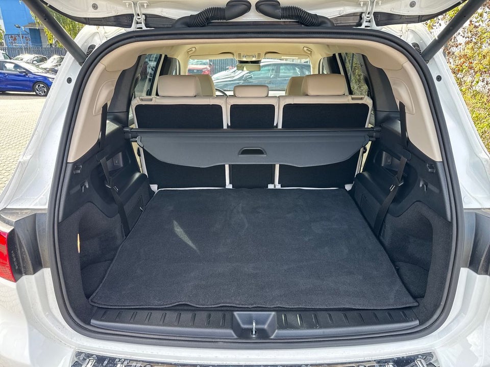 Mercedes EQB300 Progressive 4Matic 7prs 5d