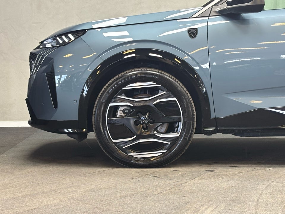 Peugeot e-5008 77 GT 7prs 5d