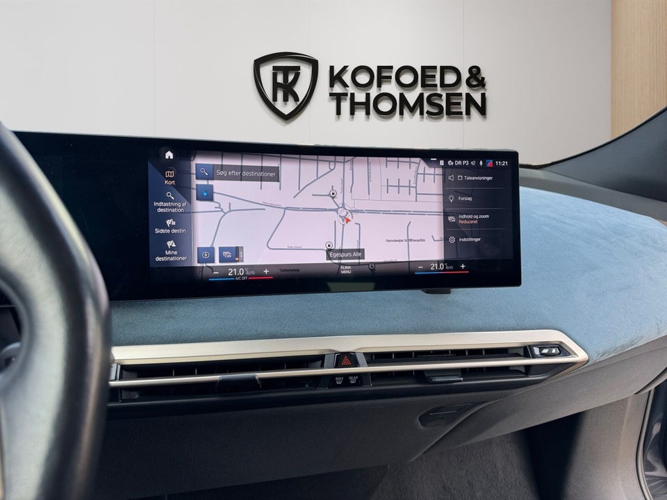 BMW iX xDrive50 Fully Charged 5d