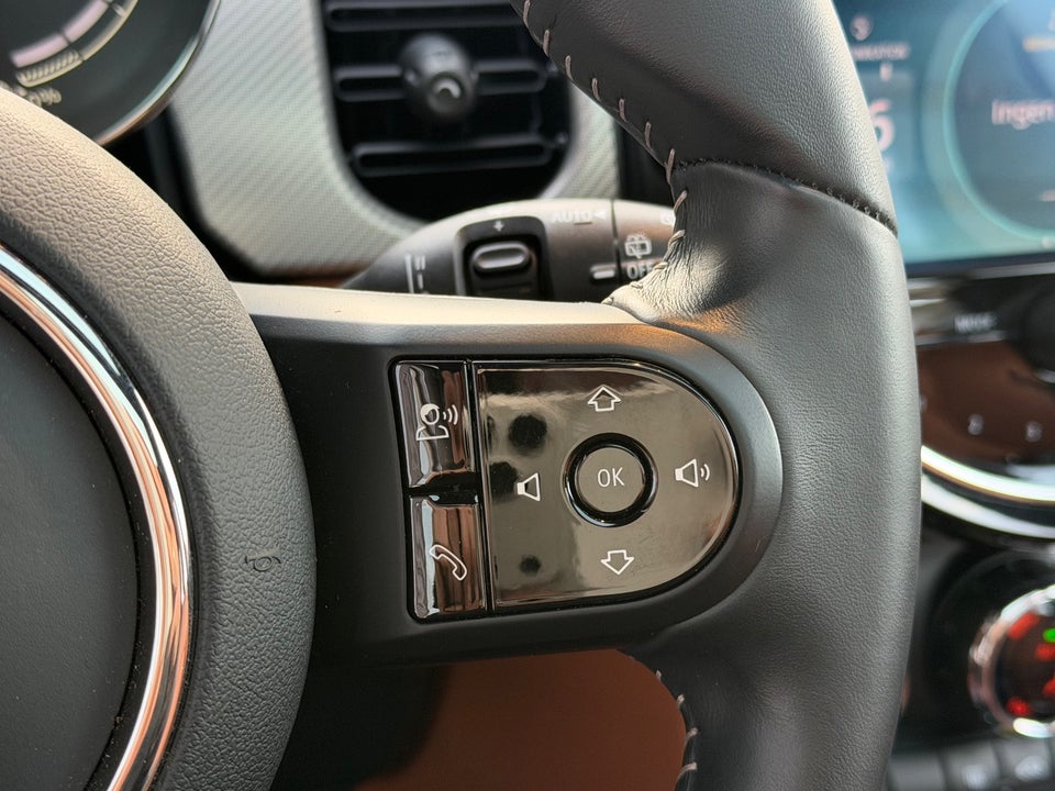 MINI Cooper SE Maximise 3d