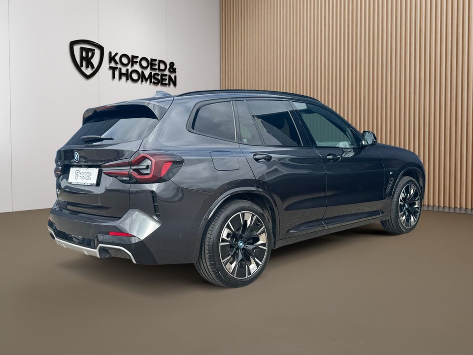 BMW iX3 Charged Plus M-Sport 5d