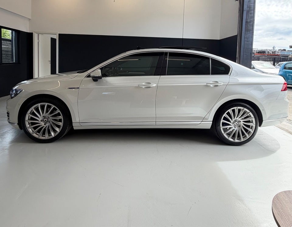VW Passat 1,4 GTE Highline DSG 4d