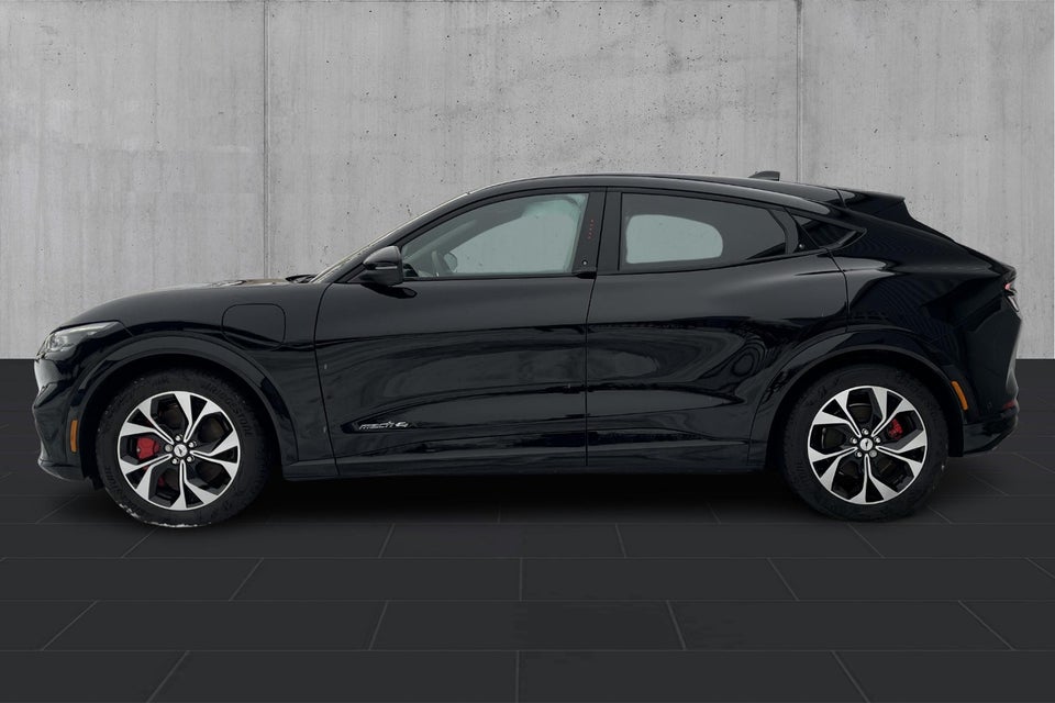 Ford Mustang Mach-E 91 Premium Extended Range AWD 5d