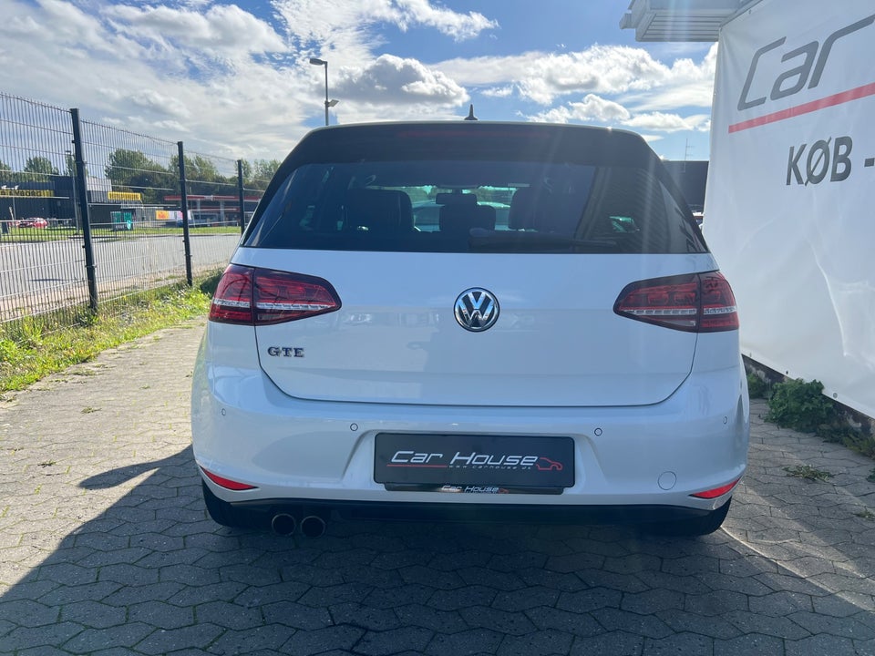 VW Golf VII 1,4 GTE Highline DSG 5d