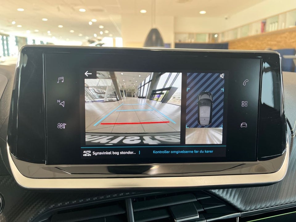 Peugeot e-208 50 GT 5d