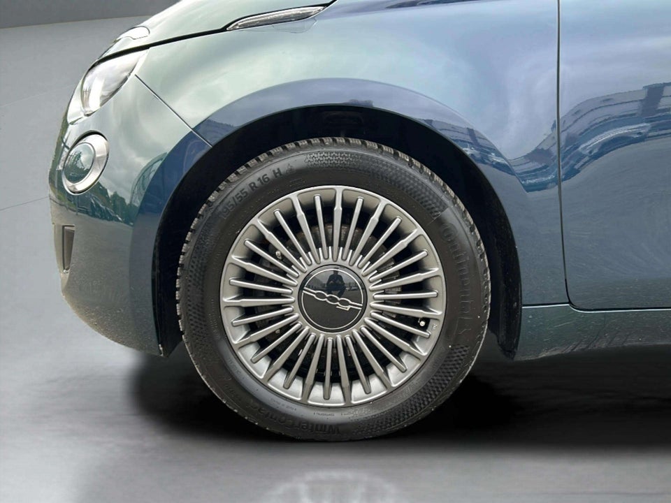 Fiat 500e 42 Icon 3d