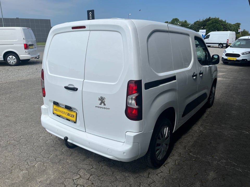 Peugeot Partner 1,5 BlueHDi 100 L1V1 Plus Van