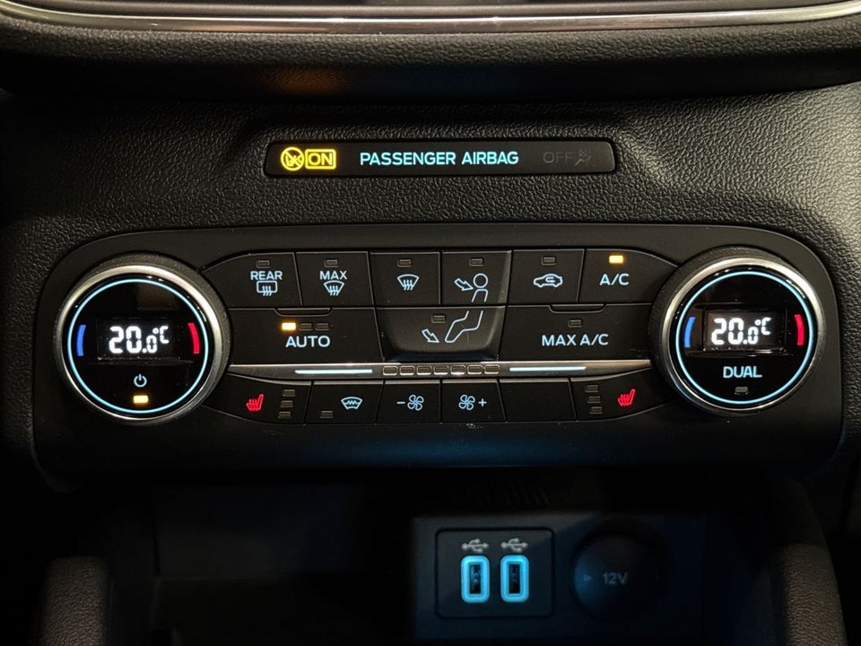 Ford Kuga 2,5 PHEV Titanium CVT 5d