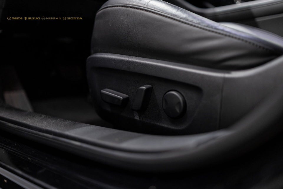 Mazda 3 2,0 e-SkyActiv-G 150 Cosmo Tech aut. 4d