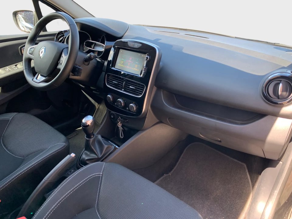 Renault Clio IV 0,9 TCe 90 Zen Sport Tourer 5d