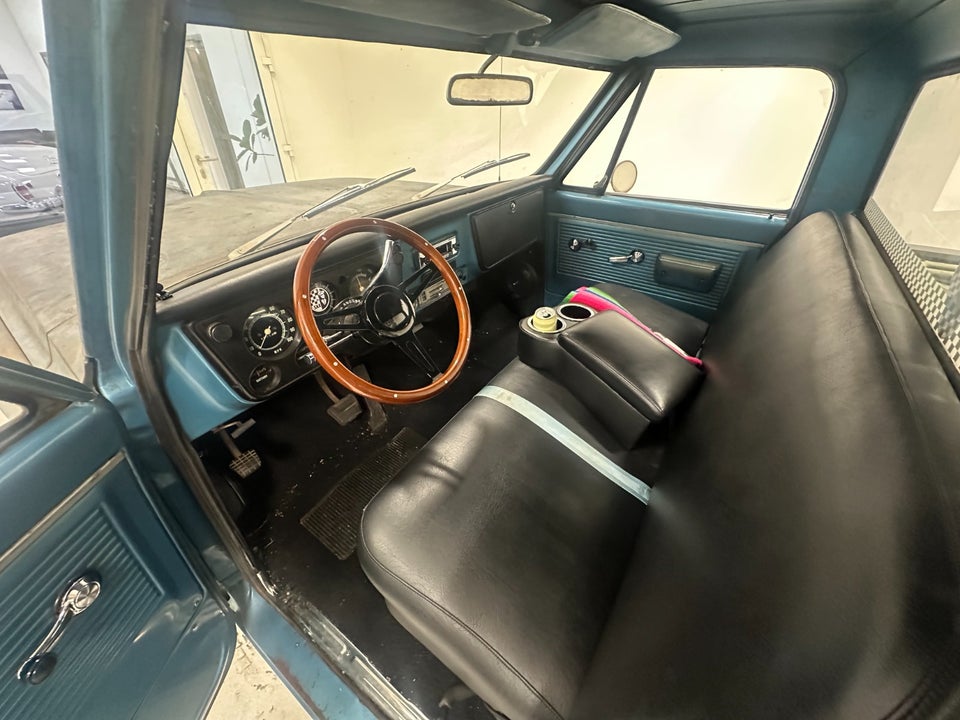 Chevrolet C10 6,4 aut. 2d